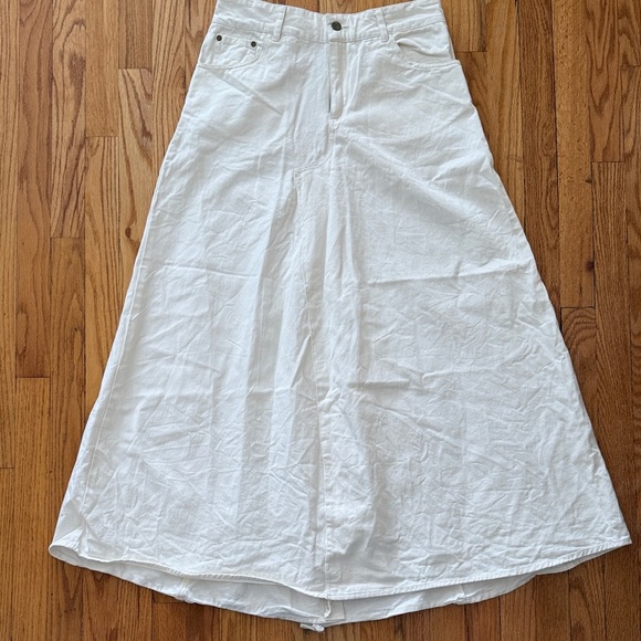 FARM Rio Dresses & Skirts - Farm Rio sz L 100% Cotton Elegant White Maxi Jean Skirt a line great condition
